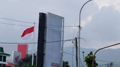 Terkait Papan Reklame Di Perempatan Kota Banjarnegara  Akhirnya TR DiPolisikan